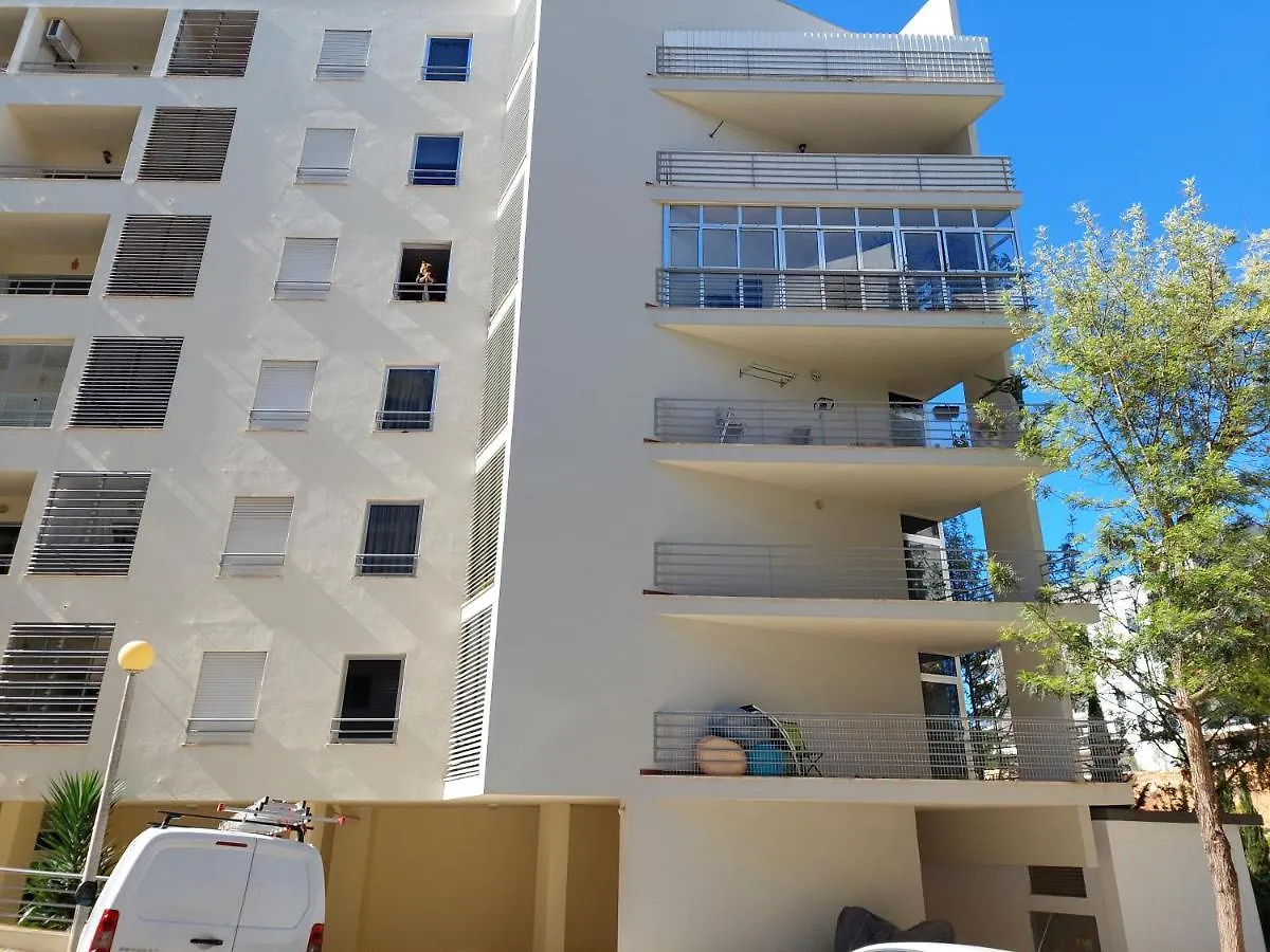 Alltravel Neptuno Apartment Portimao 0*,